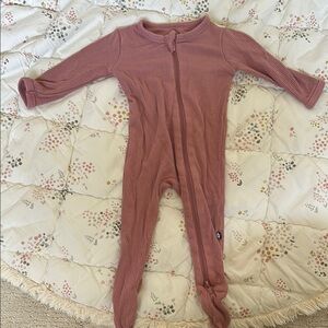 Kyte BABY Pink Footie One Piece with Zipper